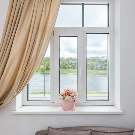 Serene Nemunas River View Near Mcdonald By Polo Apartment Kaunas